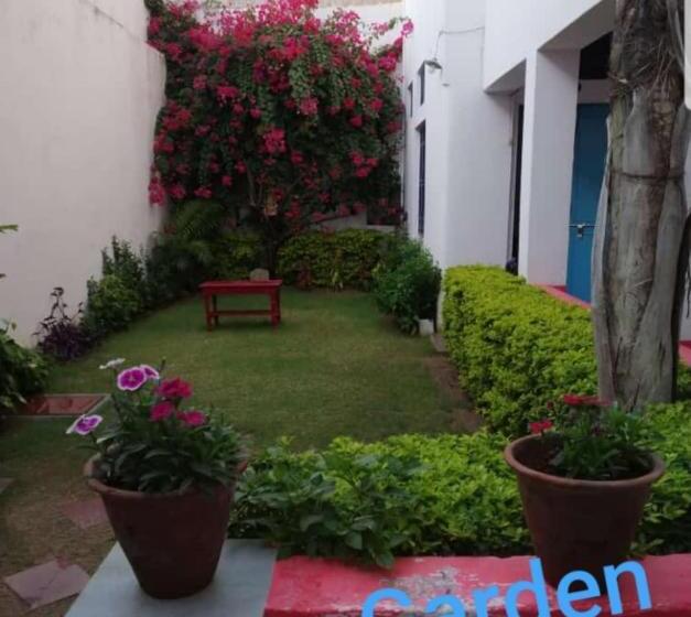 Standard-huone, Rajguru Guest House