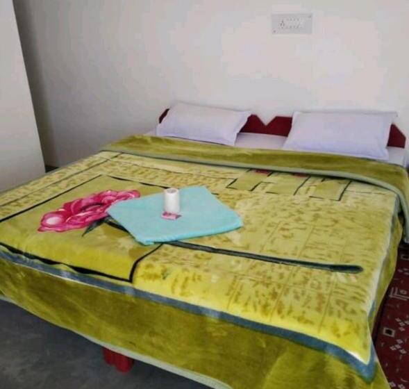 Standard-huone, Rajguru Guest House