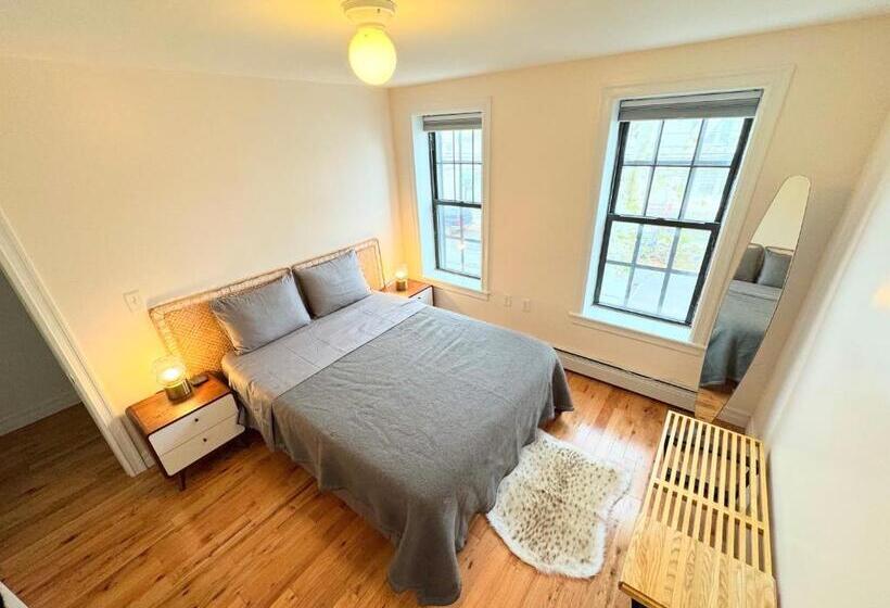 סוויטה דלוקס, The Waltham Private Room & Bathroom Jfk Lga 10min I 20min Manhattanpenn Station Bullet Train