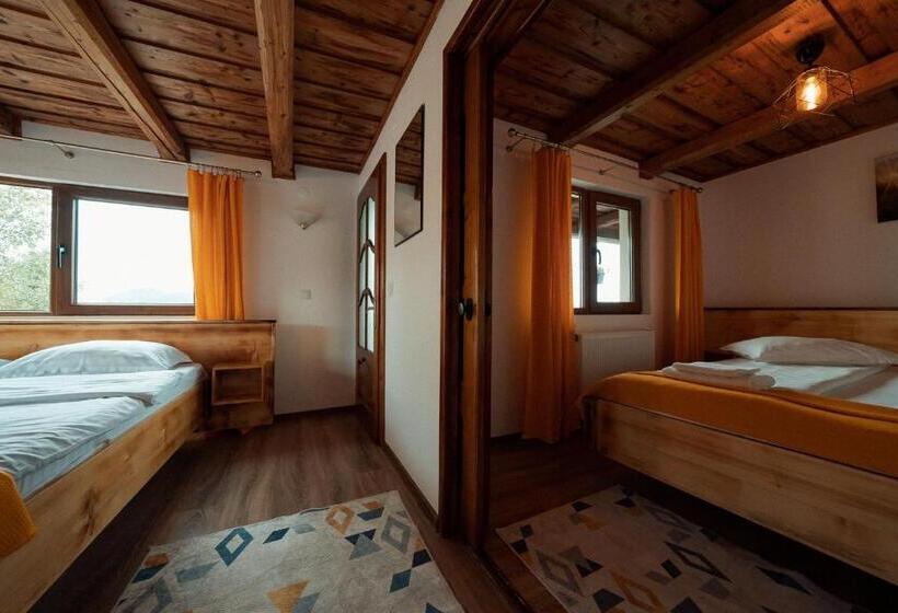 带1个卧室带观景的公寓, Tihuța Retreat