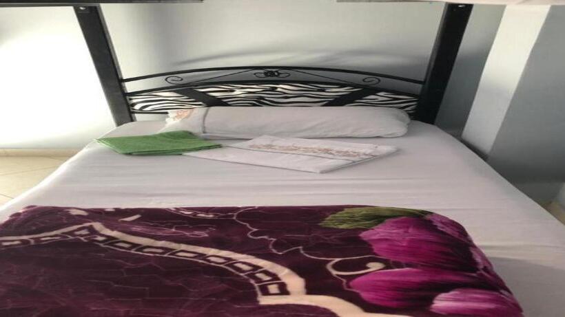 Economy Quadruple Room, Mazel Raha