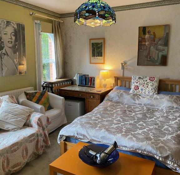 חדר דלוקס, Bellhay Orchard