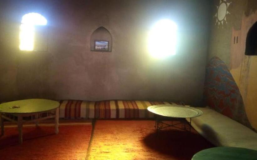 اتاق استاندارد سه نفره, Camp Iguidi Tours