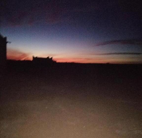 4인용 스탠다드 룸, Camp Iguidi Tours