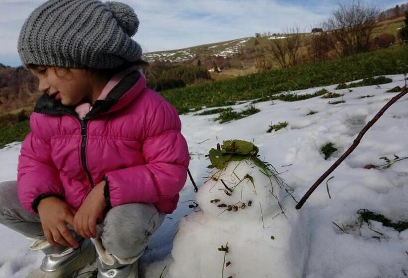 غرفة عائلية مطلّة علي الجبل, Bed And Breakfast Eckele