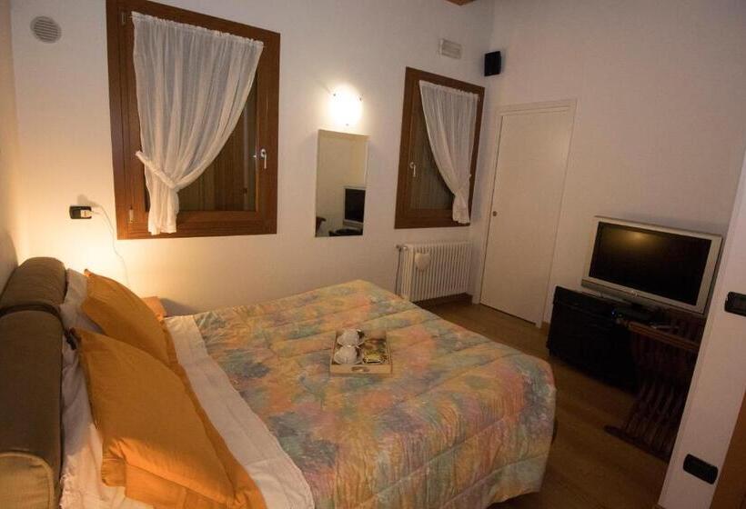 デラックスルーム, Villarosa