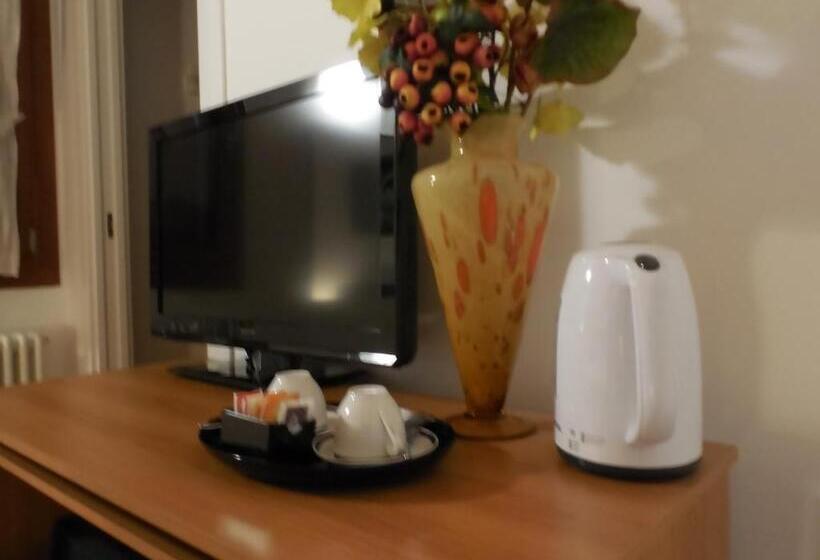 デラックスルーム, Villarosa