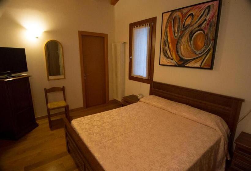 スタンダードルーム, Villarosa