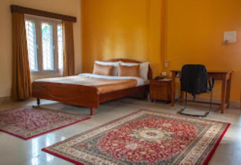 디럭스 스위트, Golden Pagoda Eco Resort Namsai