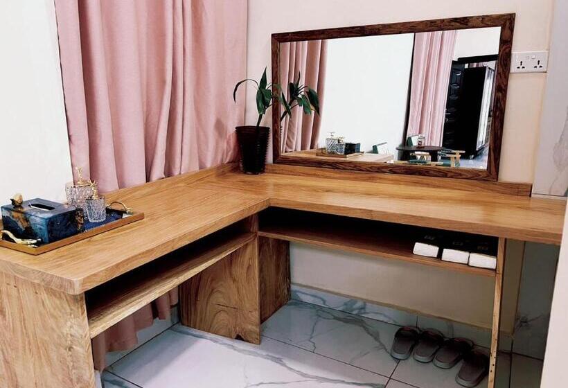 اتاق استاندارد با بالکن, Grand Leone Home Inn