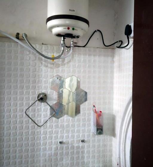 חדר דחוקס עם מיטת קינג, Kumkum Chhaya