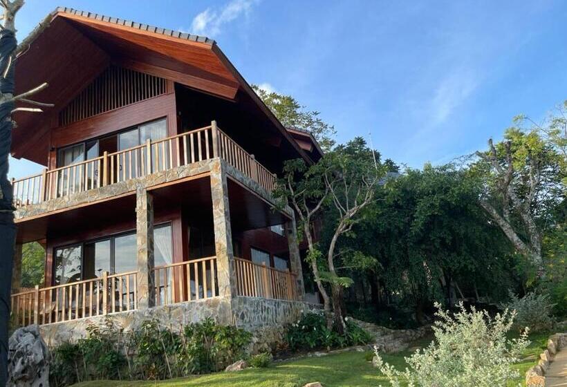اتاق خانوادگی, Mơ Village đà Bắc, Hòa Bình