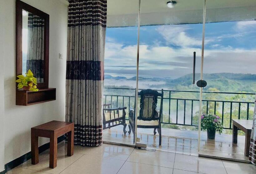 スタンダードトリプルルーム, The Station Lodge