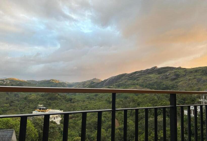 جناح مزوَّد بشرفة, Vaga Nakshathra Suites