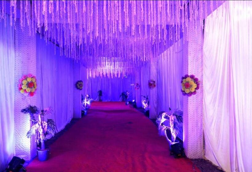 가든 전망 주니어 스위트, Vatika Inn