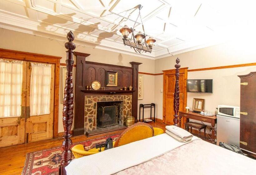 חדר משפחתי, Pandora S Guesthouse