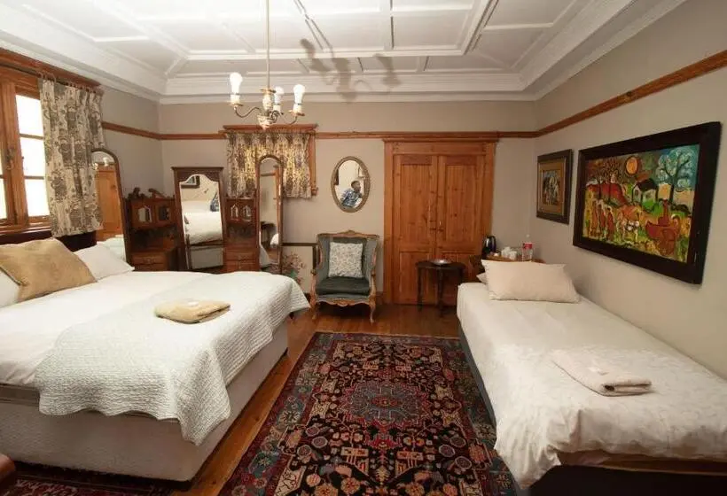 Perhehuone, Pandora S Guesthouse