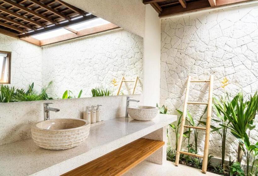 וילה עם חדר שינה אחד ובריכת שחיה, Sundance Residence Nusa Penida