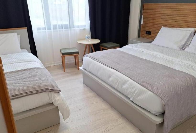 חדר סטנדרט לשלושה, Road Otel İpsala