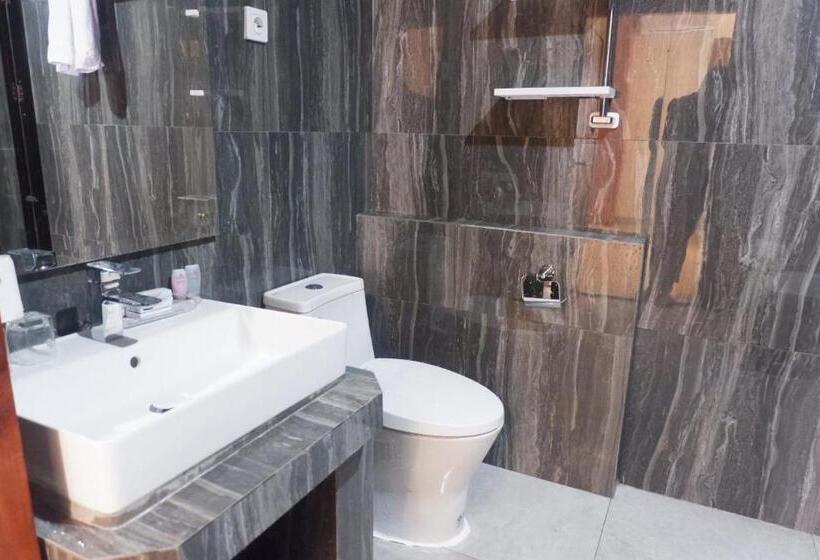 جناح, Agape Hotel Haranggaol