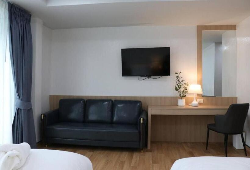 Quarto Estandar, โรงแรมบลอสซั่ม เพชรบูรณ์ Blossom