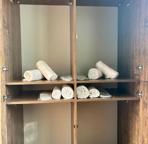 חדר סטנדרט, Hostel124