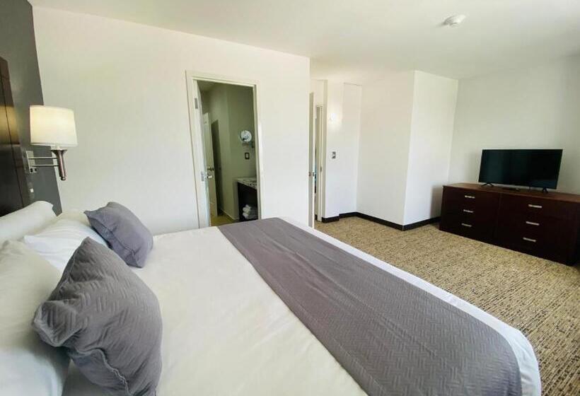 스위트, La Quinta By Wyndham Reynosa