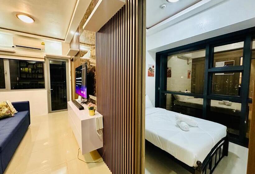 デラックスルーム, Mandaluyong Staycation