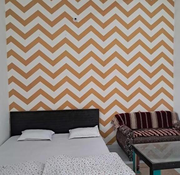 Quarto Triplo Clássico, Oyo Apelsa