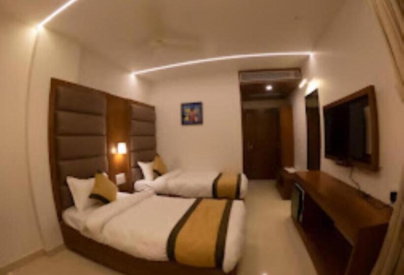 Номер Deluxe, Prime Residency,chhatarpur