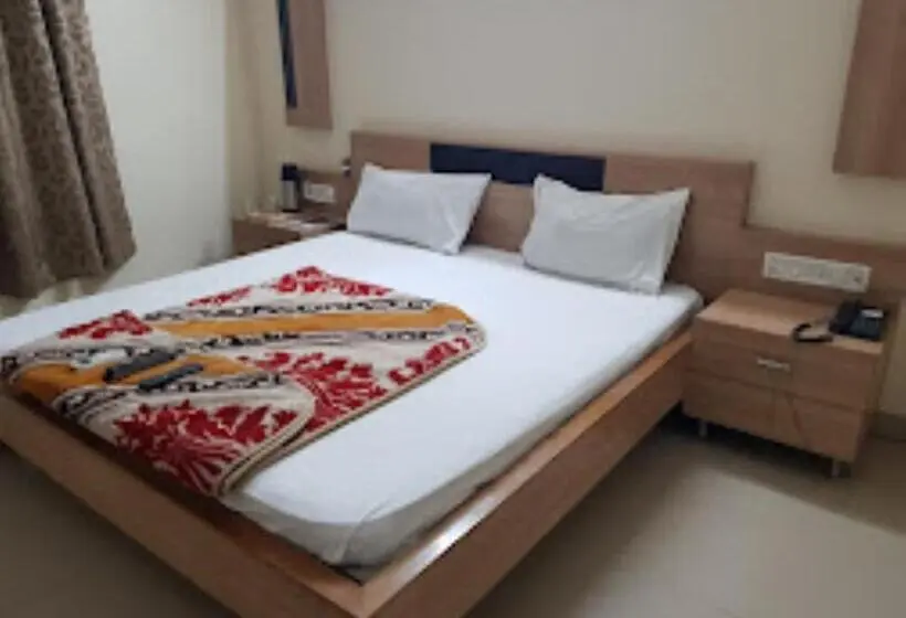 Standard-huone, Ramkrishna, Betul