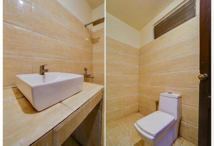 트리플 클래식 룸, Oyo Hotel Shivalik Gold