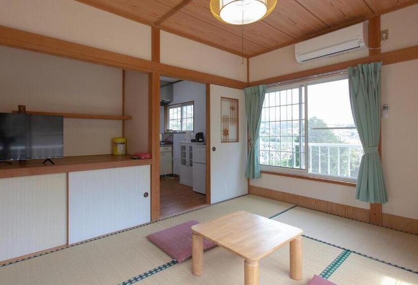 חדר אקונומי, 森の風