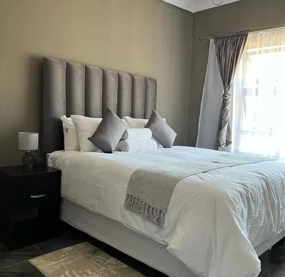 Standardzimmer Geteiltes Bad, Serene Accommodation Palace