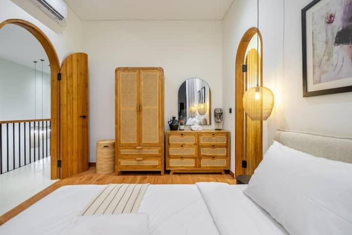 اتاق لوکس, Villa Tropix