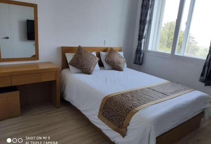 Quarto Estandar, Star House/星之家酒店