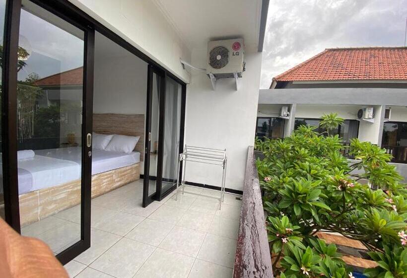 חדר סטנדרט, Summer Of Surf