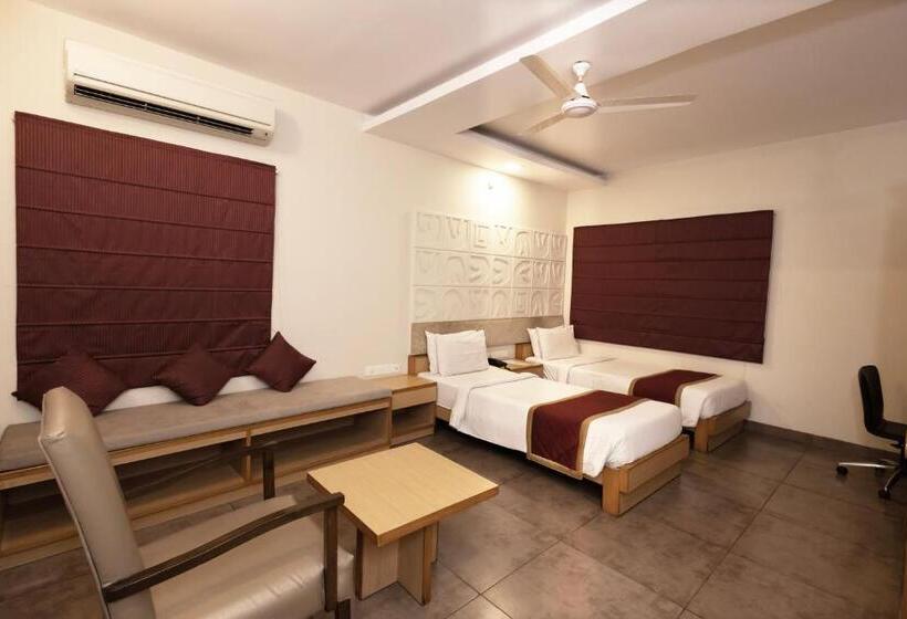 Номер Deluxe, Classic Boutique Hotel & Luxury Service Apartments