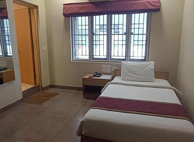 スタンダードシングルルーム, Classic Boutique Hotel & Luxury Service Apartments