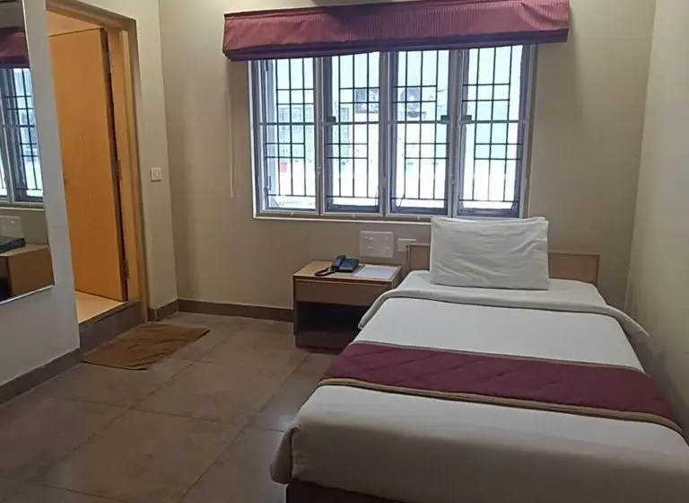 スタンダードシングルルーム, Classic Boutique Hotel & Luxury Service Apartments