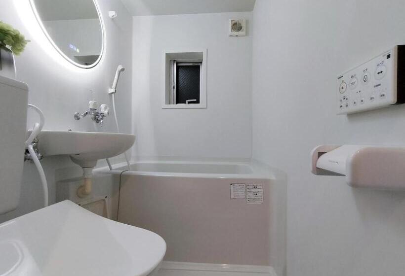 Апартаменты 1 Спальня, D22新宿最中心 两室 新大久保站5分 2 Rooms Shinjuku Center 5 Mins To Station, Max 4p 新宿 涉谷 表参道 池袋 上野 代代木 银座 原宿