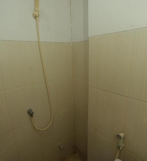 디럭스 룸, Capital O 93372 Aurora Residence