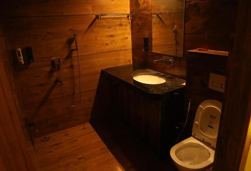 סוויטת סופריור, Olive