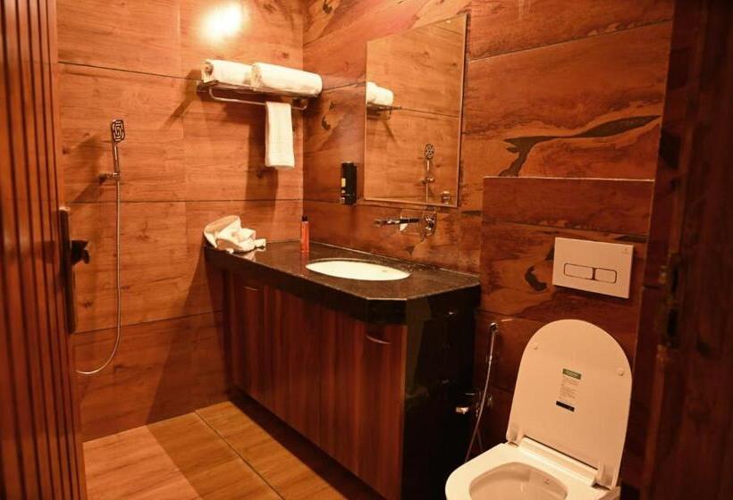 סוויטה נוף לבריכה, Olive