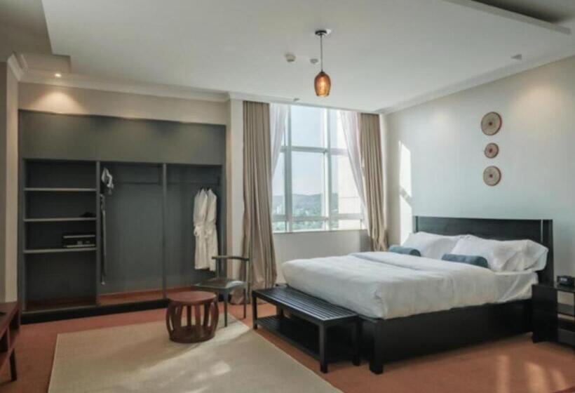 חדר דלוקס, Sanna Boutique