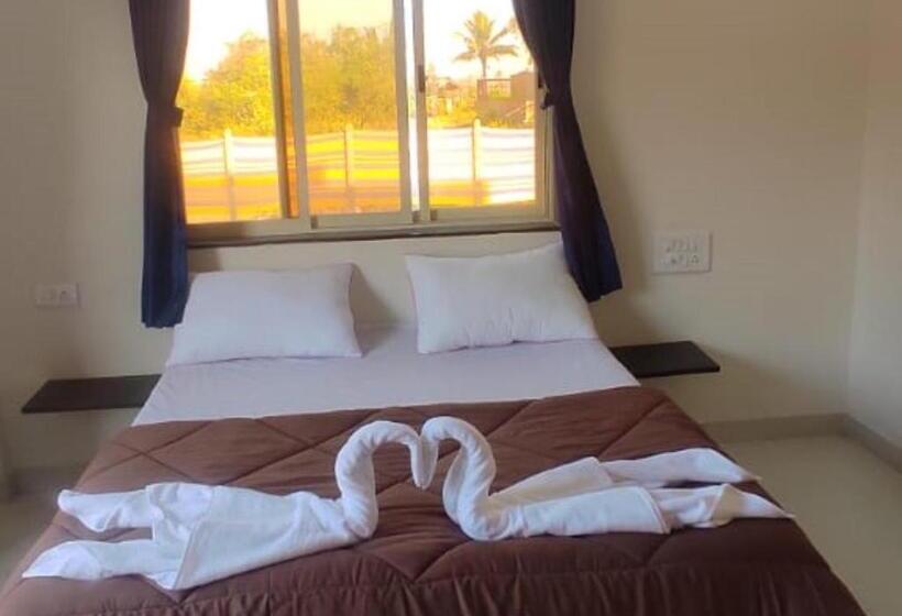 חדר דלוקס, Shivam Palace Nagaon