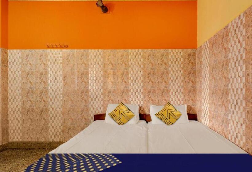 Habitación Triple Clásica, Spot On Shri Venkateshwara Lodging