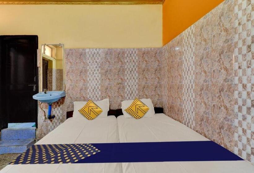 三人经典房间, Spot On Shri Venkateshwara Lodging