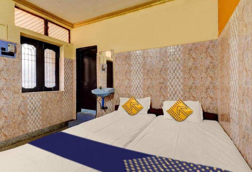 Habitación Triple Clásica, Spot On Shri Venkateshwara Lodging