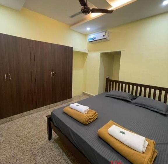 חדר סטנדרט עם מרפסת, Dhruv Guest House